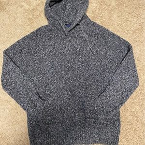 American Eagle…Lightly worn wool blend smoke free rip free hooded sweater